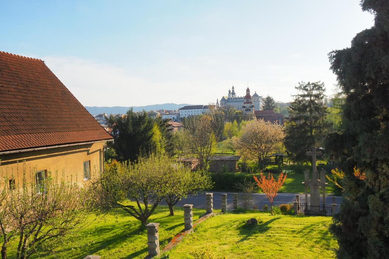 Dum U Krize Broumov Exterior foto